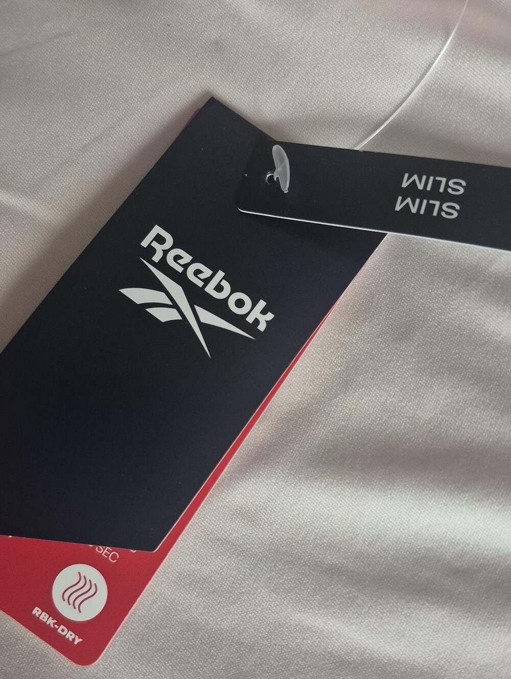 Brand New Reebok Top - Picture 3 of 6
